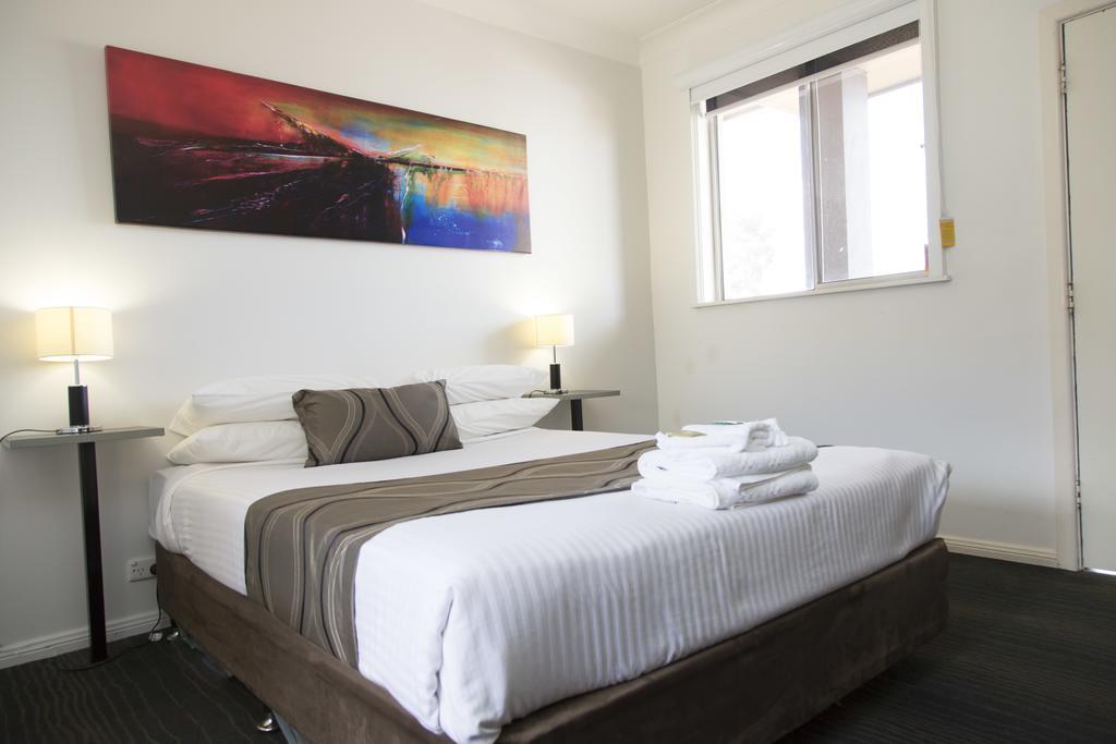 A Line Motel Гриффит Экстерьер фото